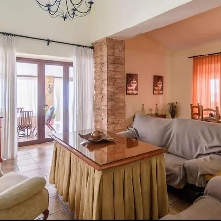 Villamada Country house *